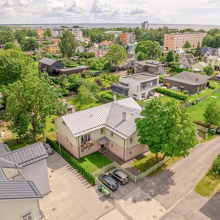 Aisa Kodu Apartamento Pärnu