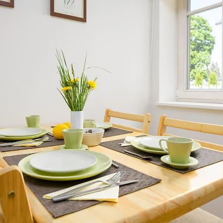 Aisa Kodu * 派尔努